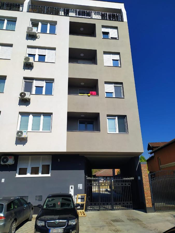 North Views Luxury Apartment 苏博蒂察 外观 照片